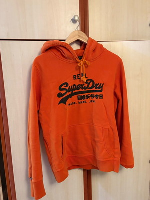 Superdry sweatshirt used in orange color, size XL