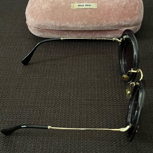 Miu Miu SMU 10R sunglasses women’s size 64-17, like new, violet gradient lenses