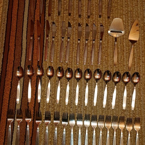 NilsJohan cutlery set like new, 51 pieces