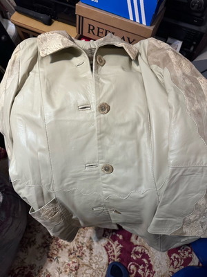 Кожено палто употребявано, естествена кожа, бежово, размер M