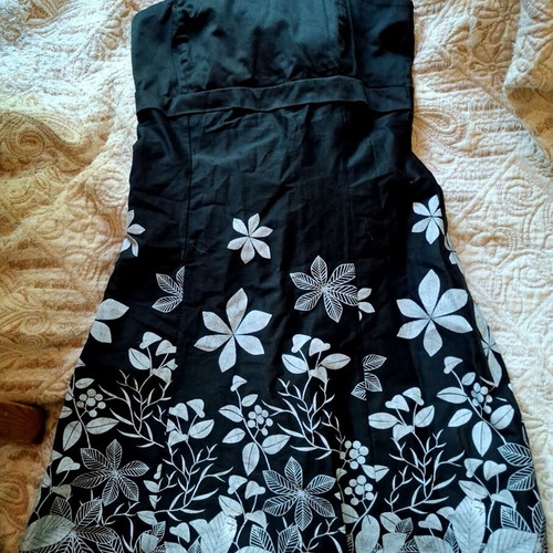 Mim summer dress with floral motifs, black and white, size M