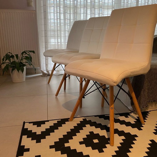 White leather chairs new, pack of four