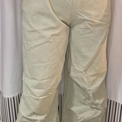 Corduroy wide pistachio jeans Stradivarius like new, size M 38 10