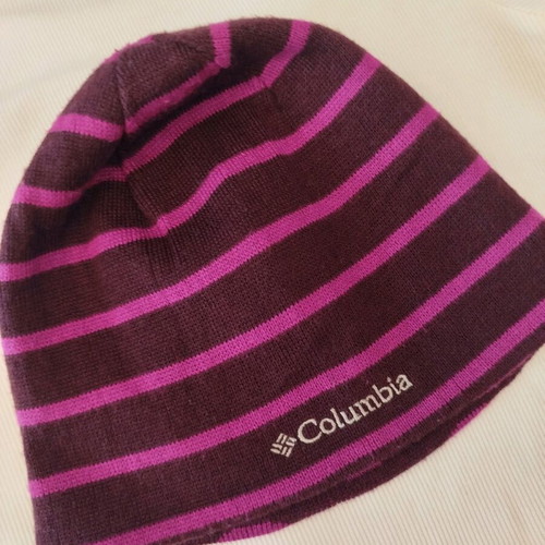 Columbia kids' hat 5-8 years like new, purple