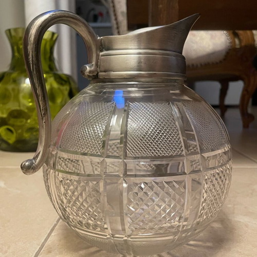 Crystal pitcher like new