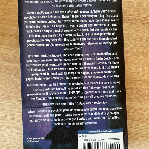 Therapy novel by Jonathan Kellerman like new, English