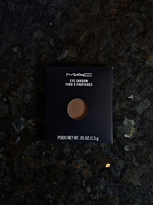 MAC Eye Shadow Sandstone refill new 0.05 Oz