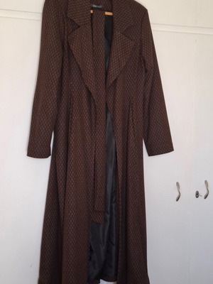Women's maxi mid-length coat new, brown with belt and pockets