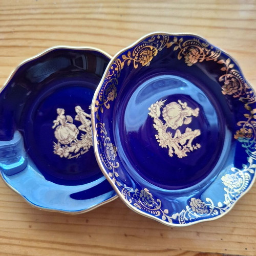 Limoges collector plates 22 kt gold, like new, set of two
