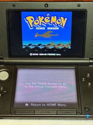 Nintendo 3DS σε μπλε και μαύρο χρώμα σαν καινούργιο
