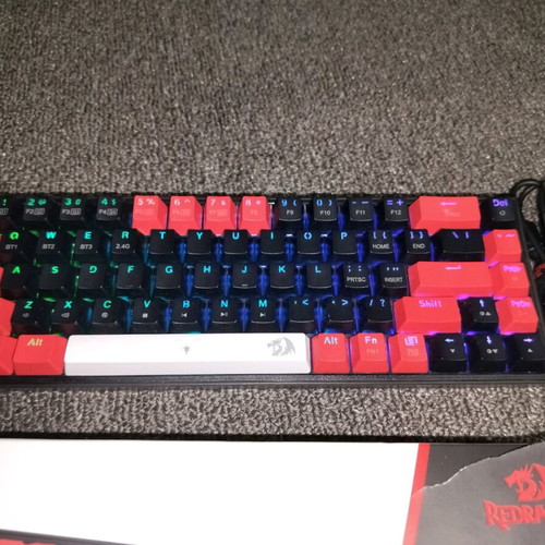 Redragon K631 Pro BRW Mechanical Keyboard wireless like new