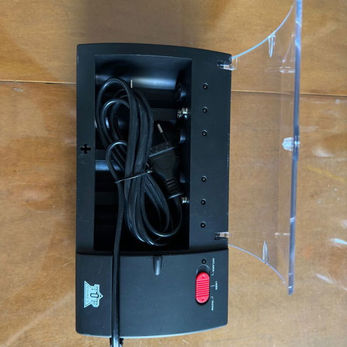 Battery charger German new