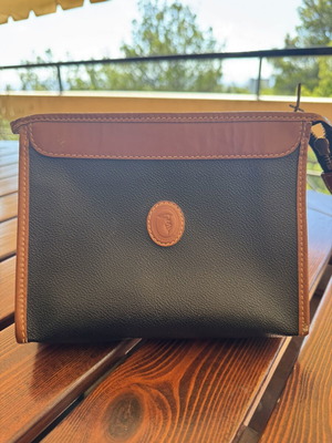 Νεσεσέρ Trussardi μεταχειρισμένα σετ 2 τμχ με δώρο