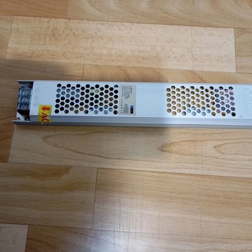 Power supply 12V 25A 300W like new