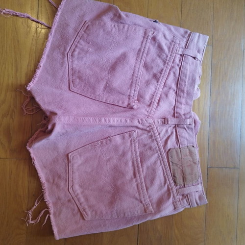 Levi's vintage pink high-waisted jeans shorts used, W28 L36