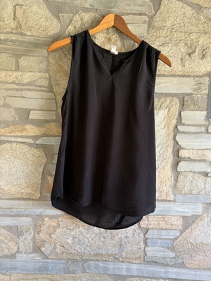Q/S by s.Oliver Luxury 100% Modal Sleeveless Black Blouse like new