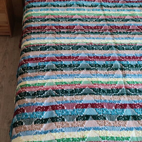 Vintage knitted wool quilt blanket used, 1970s