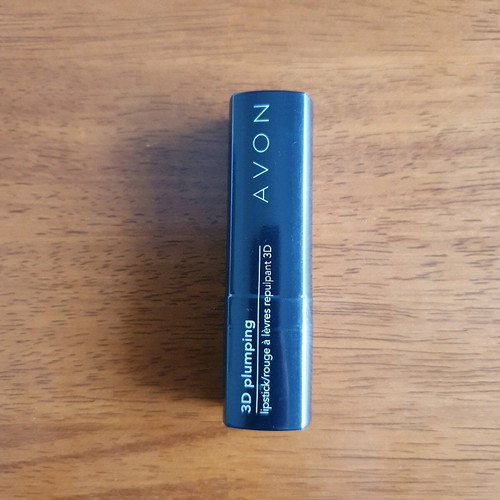 Avon 3D Plumping lipstick new, shade Hot Pants