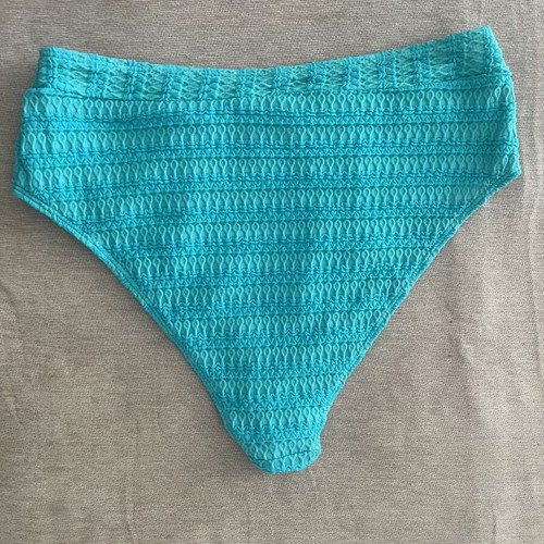 Turquoise textured bikini set size L new without tags