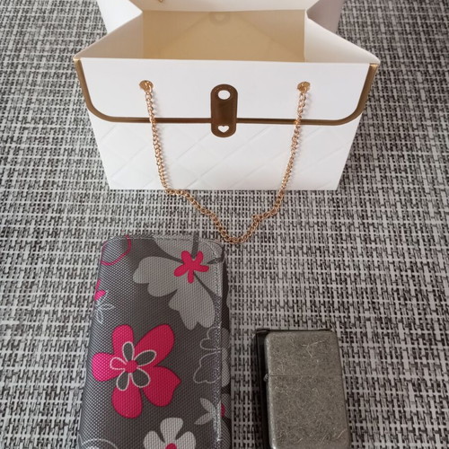 Tobacco Pouch and Lighter Set New with Luxury Gift Bag