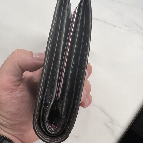 Tommy Hilfiger leather wallet, brown