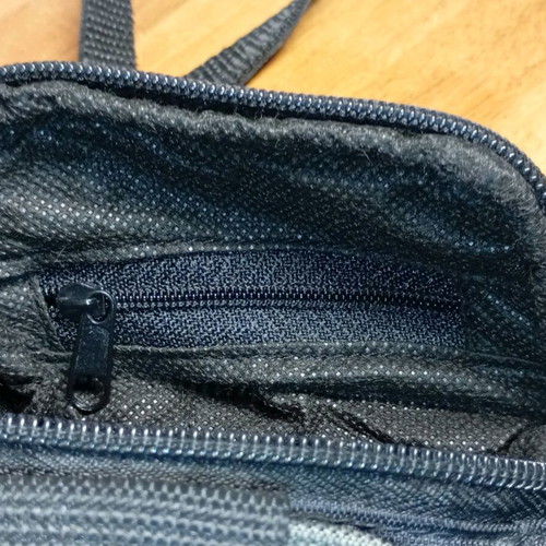 Camera bag like new, dimensions 10x16