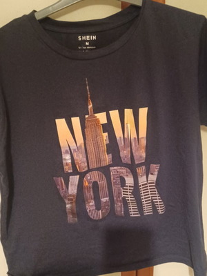 Women's blue t-shirt size M like new