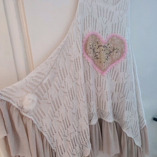 Princess girly dress like new with lace heart and strass