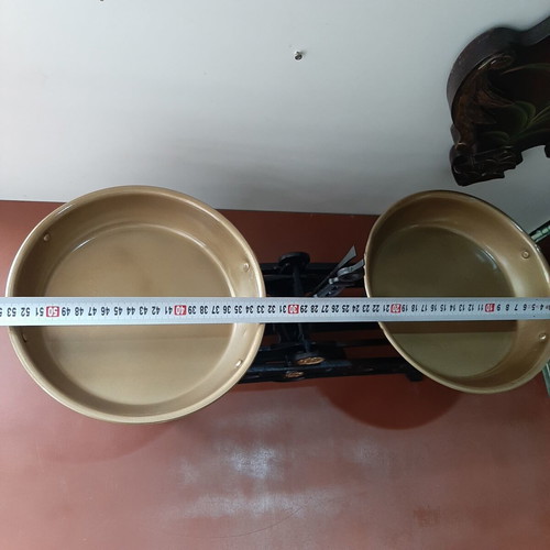 Old JE 5kg mechanical scale like new