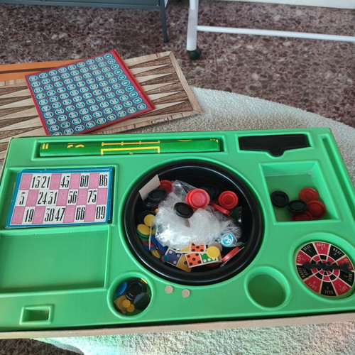 Vintage Roulette and 6 Games set, Greek made, used