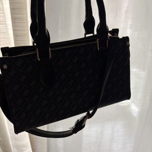 Guess bag like new, black and gray
