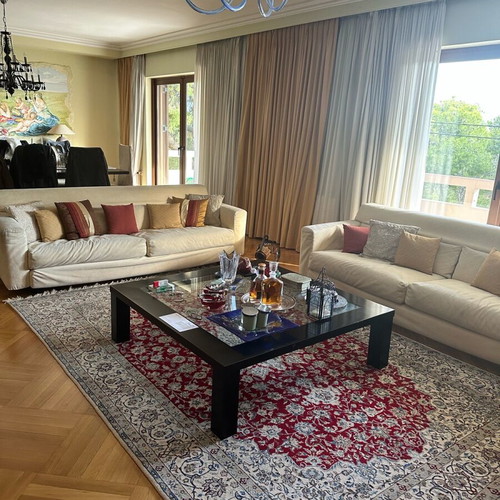 Italian Deloudis three-seater sofas and 130x130 table like new