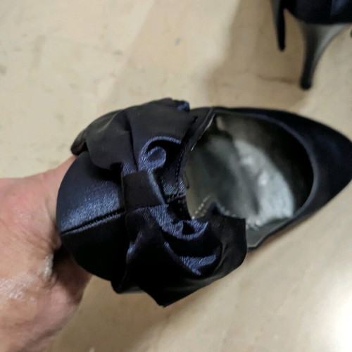 Satin blue pumps like new, size 38