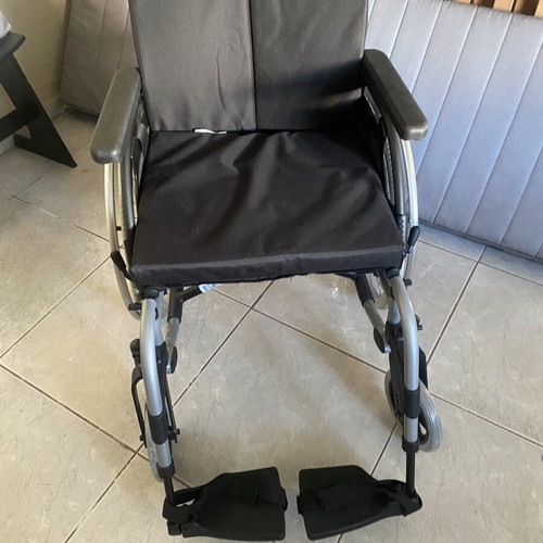 Breezy BasiX2 electric wheelchair by Sunrise Medical