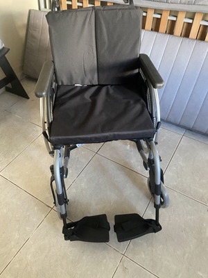 Breezy BasiX2 electric wheelchair by Sunrise Medical