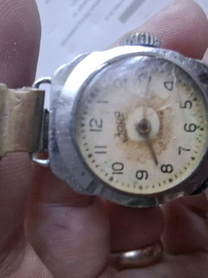 Zaria mechanical watch women's used with cracked glass