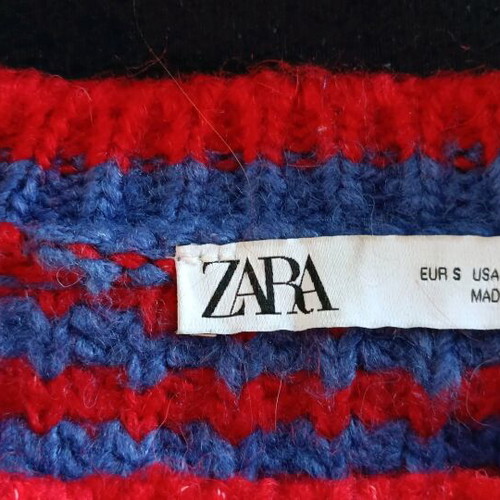 Zara sweater like new, warm short crop top blue and red