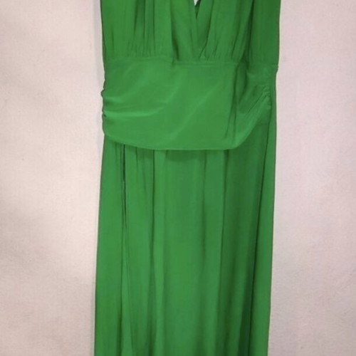 Maxi green dress like new with slit and open back