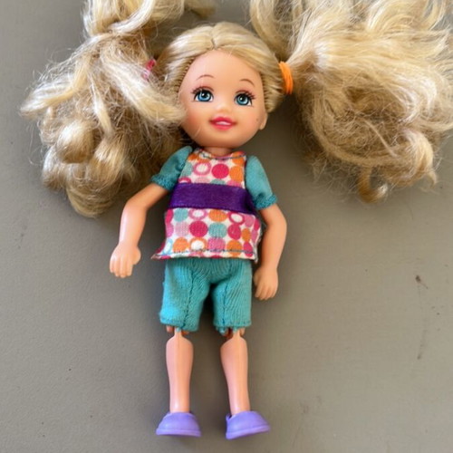 Barbie Mini doll, like new