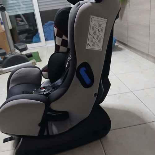 Kiddo Carrera Car Seat like new, 0-25 kg with 5-point harness