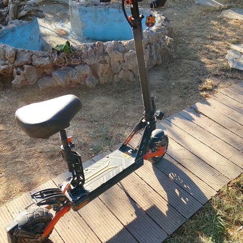Kukirin G2 Pro electric scooter with mudguard