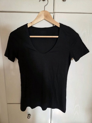 Intimissimi black T-shirt, small, cotton, like new