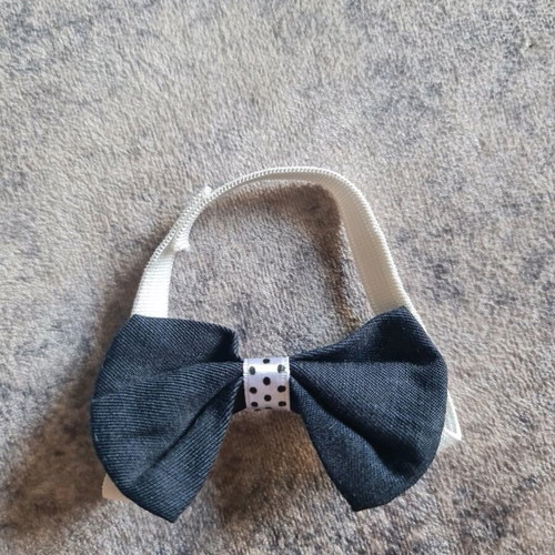 Children's bow tie dark blue like new