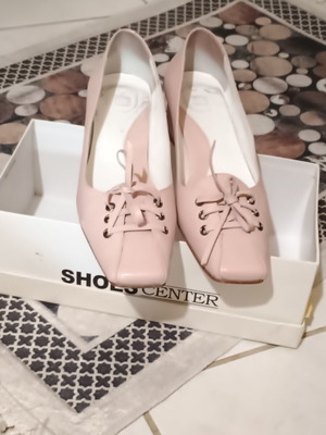 Pink pumps size 40 like new with black marks