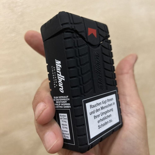 Marlboro F1 Limited Edition 2014 cigarette case, collector's item