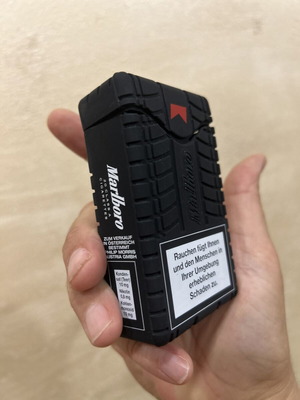 Marlboro F1 Limited Edition 2014 cigarette case, collector's item