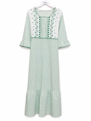 Νυχτικιά vintage large, καινούρια με ξηλωμένη κάτω μασχάλη, άσπρη και πράσινη