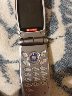 Τηλέφωνο Panasonic Vodafone μεταχειρισμένο, γκρι, κάμερα μέχρι 7.9 MPixel