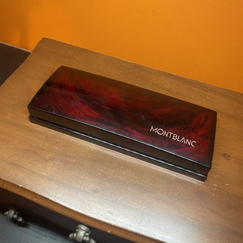 Montblanc vintage pen case with marbled red and black finish