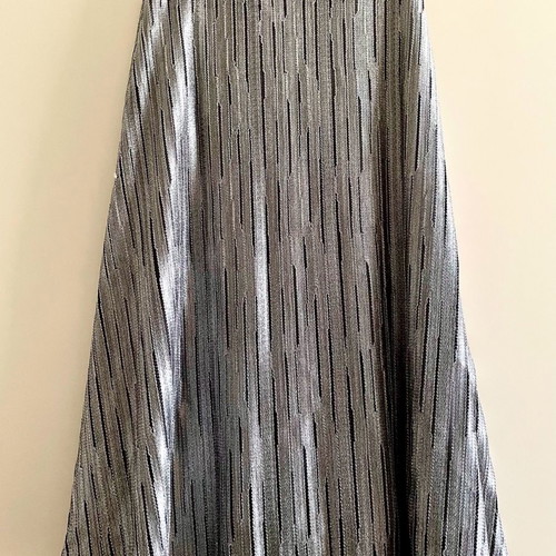 Lotus Eaters knitted silver metallic skirt new, size Small